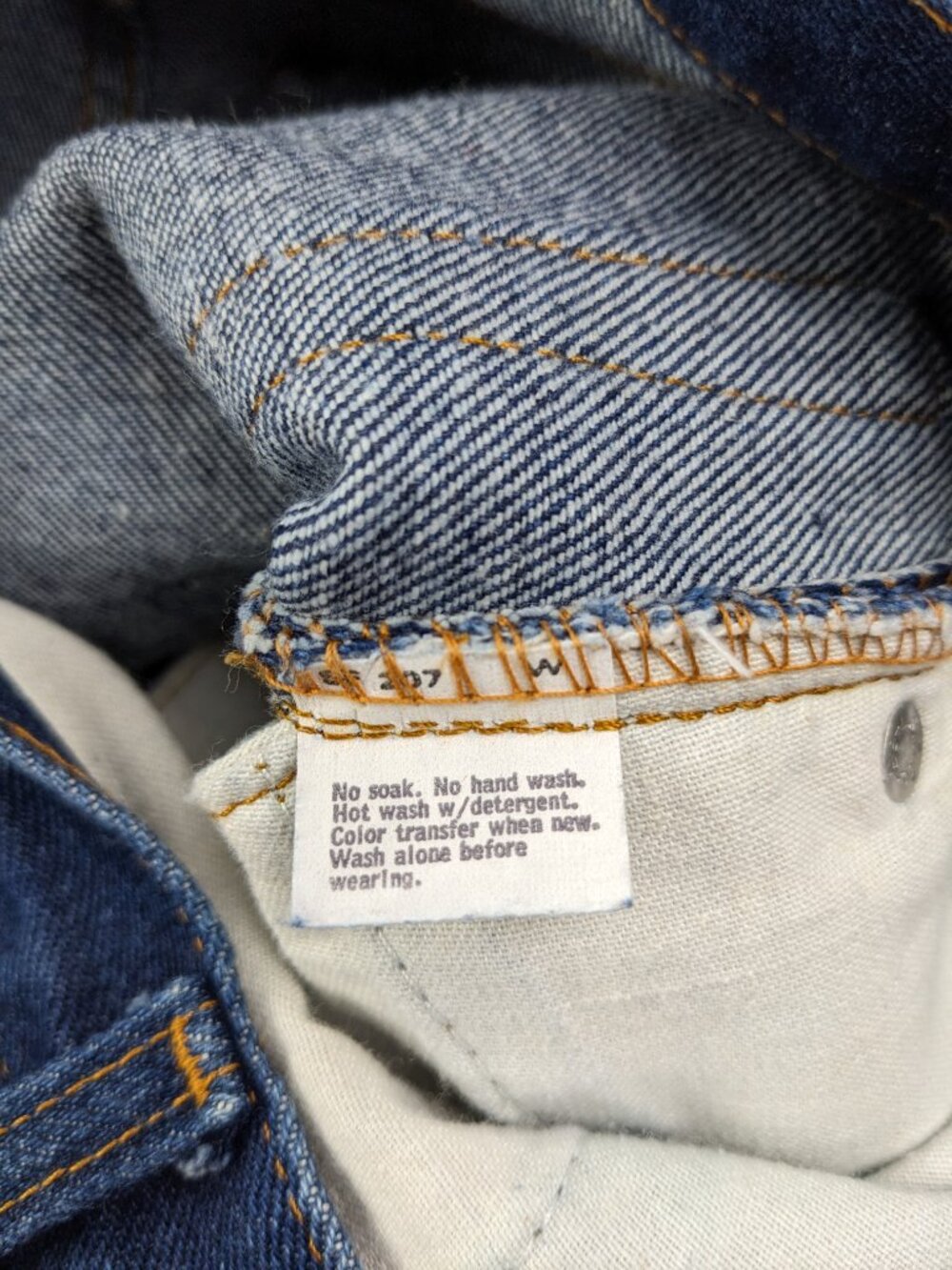 Vintage 80s Levis 720 Jeans 28x34 High Rise Dark Wash Student Fit 1982 USA Made - Picture 3 of 13